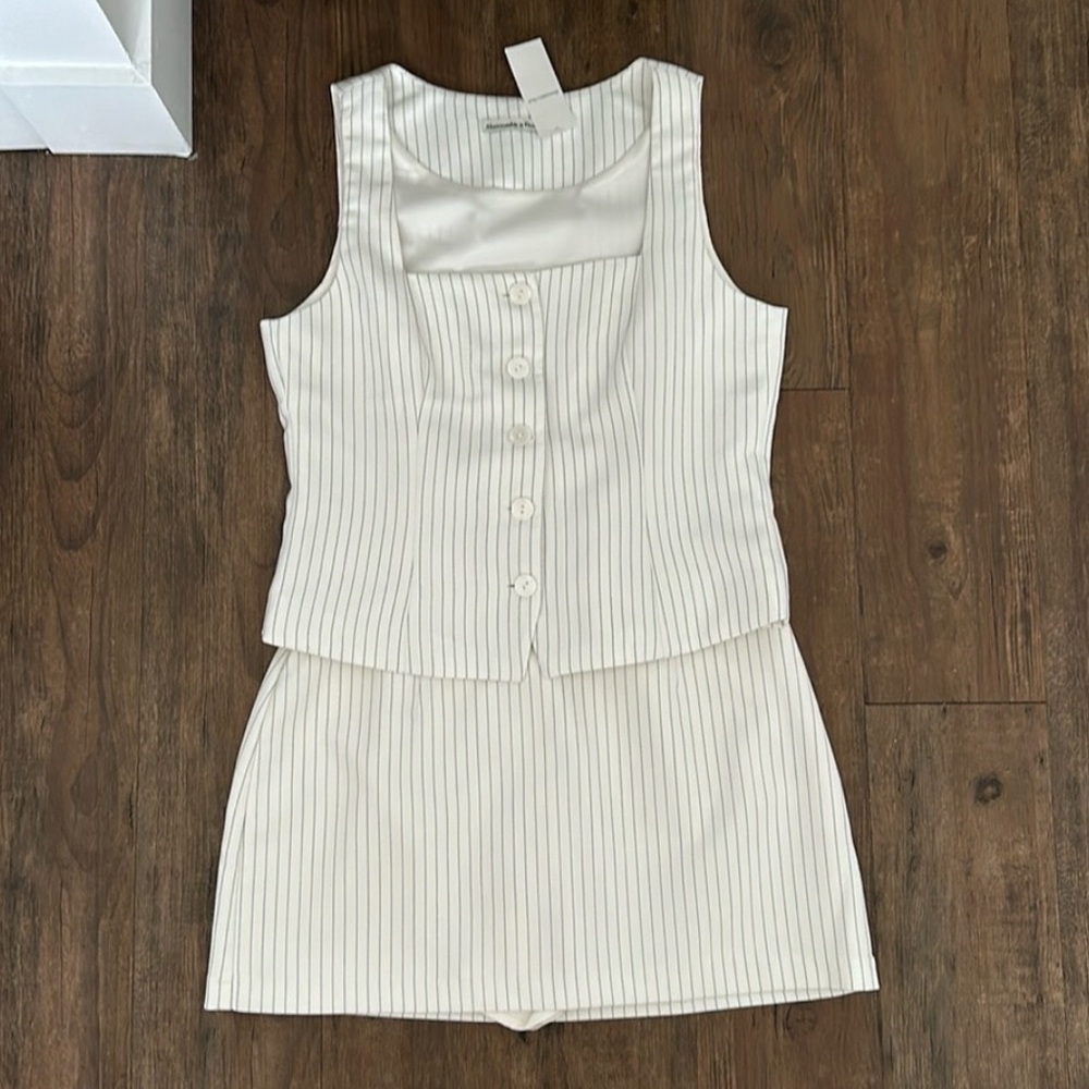 Abercrombie & Fitch Cream Pinstripe Skirt Set